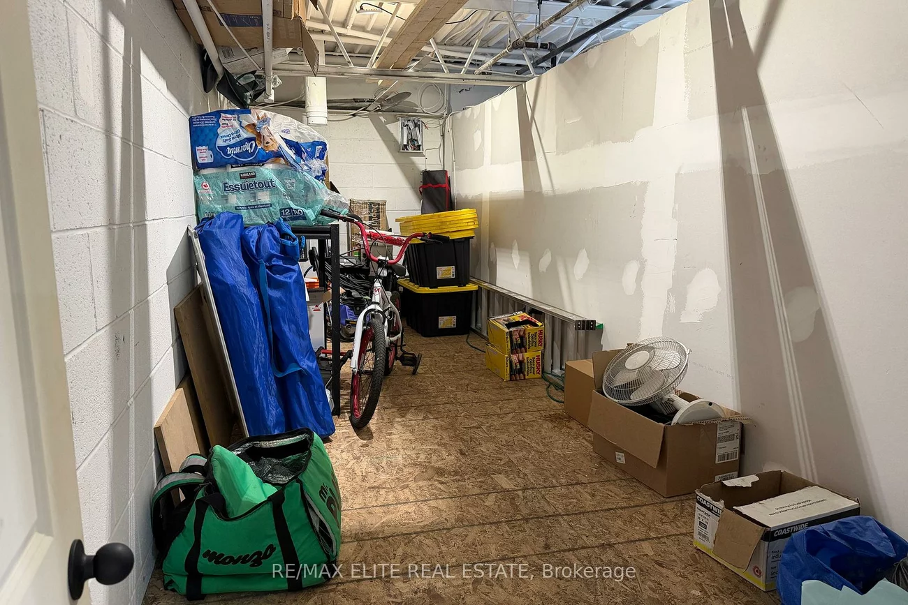 15, Milford, Brookhaven-Amesbury, Toronto