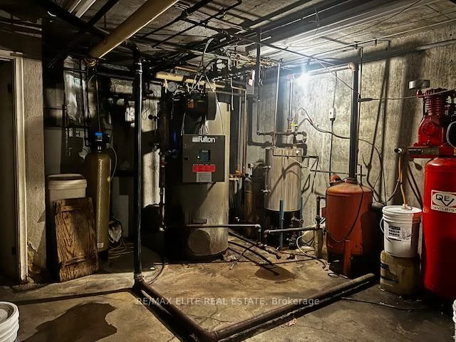 1500, Royal York, Willowridge-Martingrove-Richview, Toronto