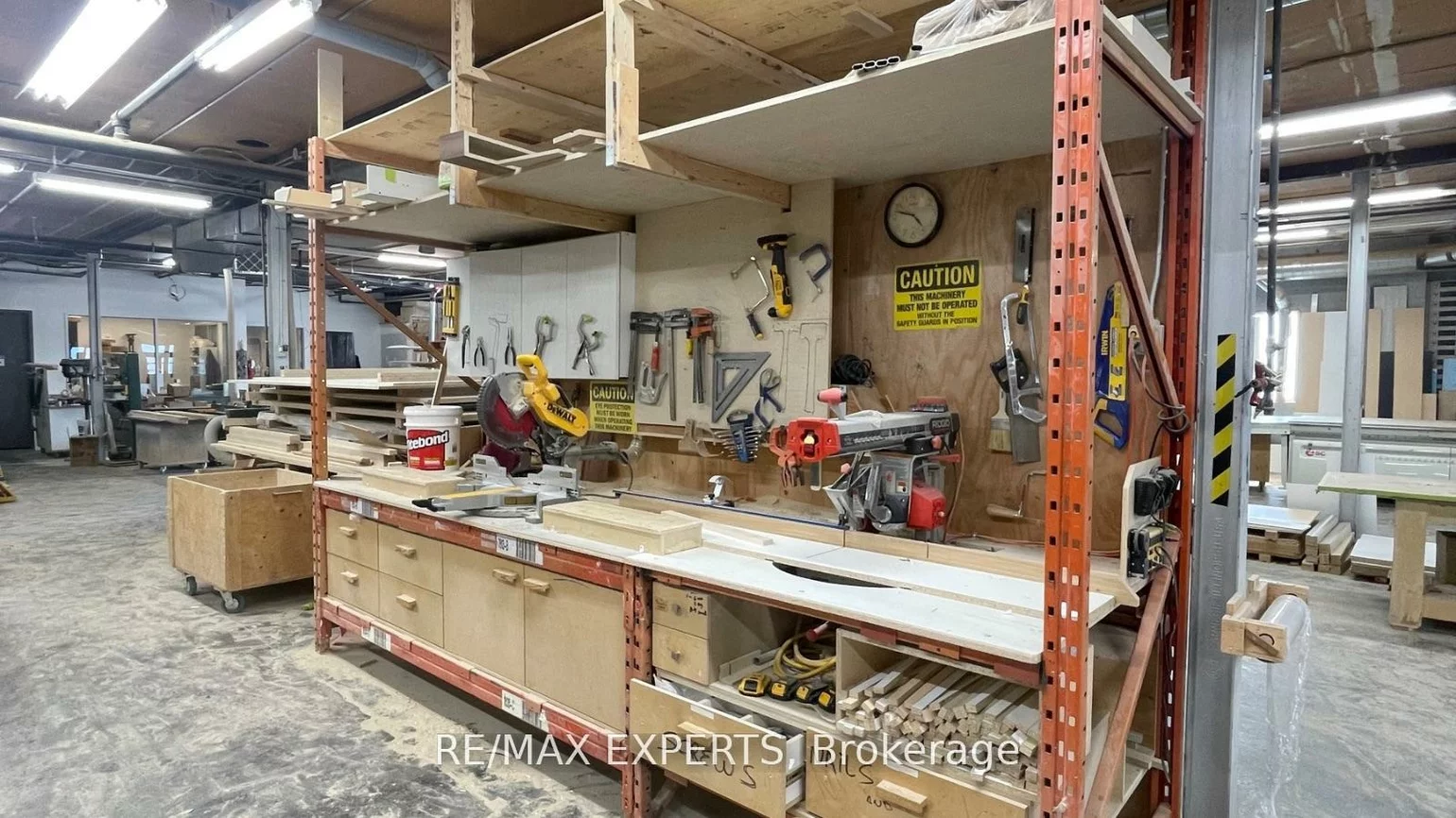 82, Industry, Beechborough-Greenbrook, Toronto