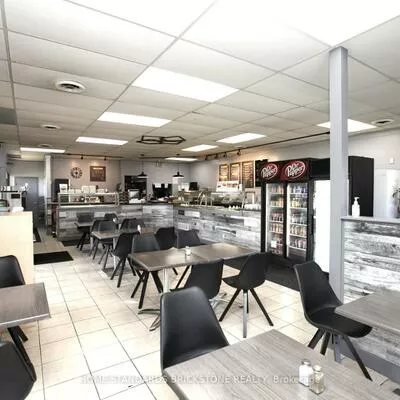 Commercial for sale, 4069, Chesswood, York University Heights, Toronto