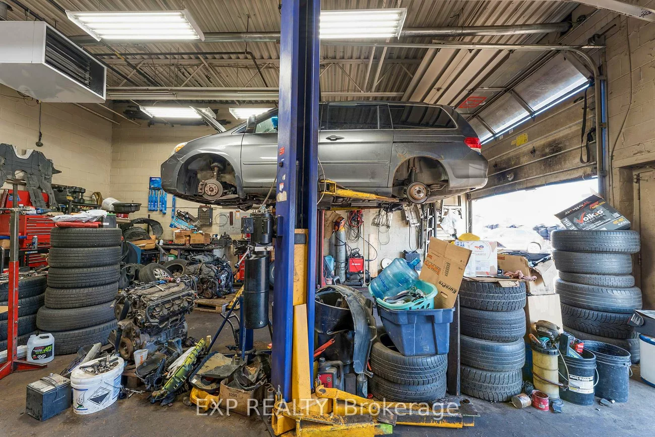 12, Lepage, York University Heights, Toronto