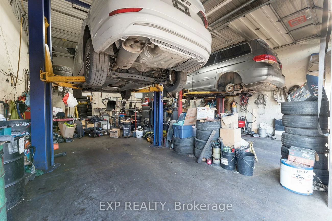 12, Lepage, York University Heights, Toronto