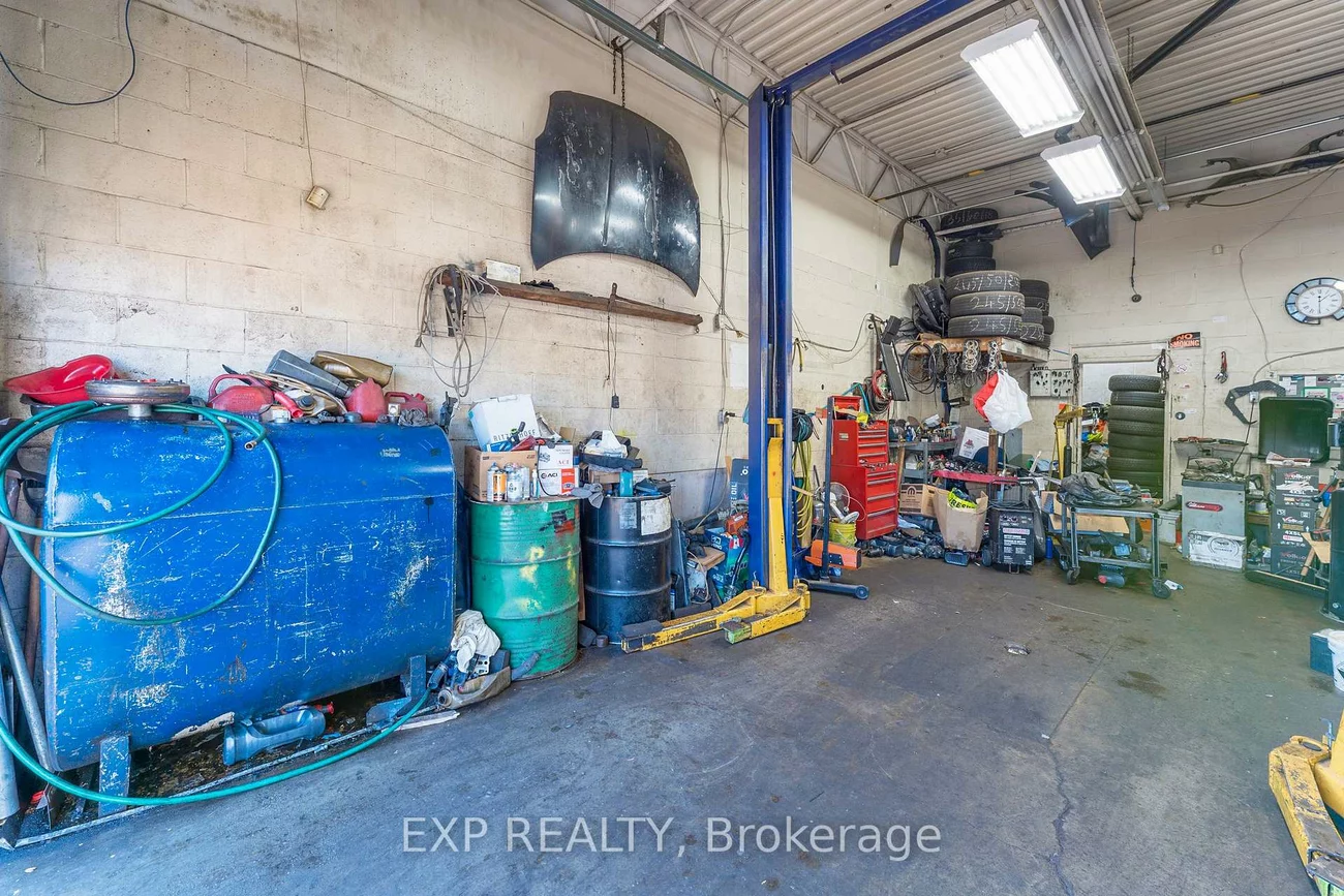 12, Lepage, York University Heights, Toronto