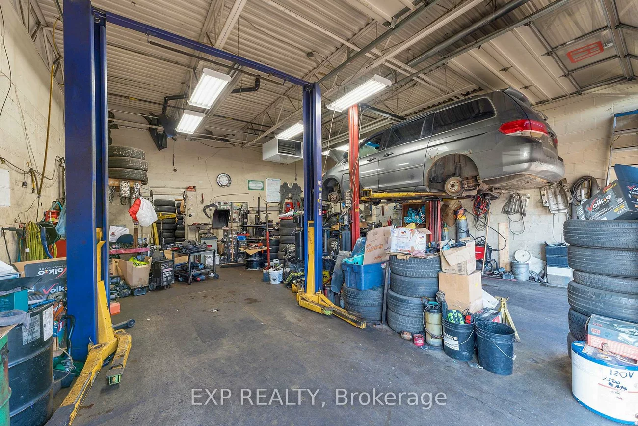 12, Lepage, York University Heights, Toronto