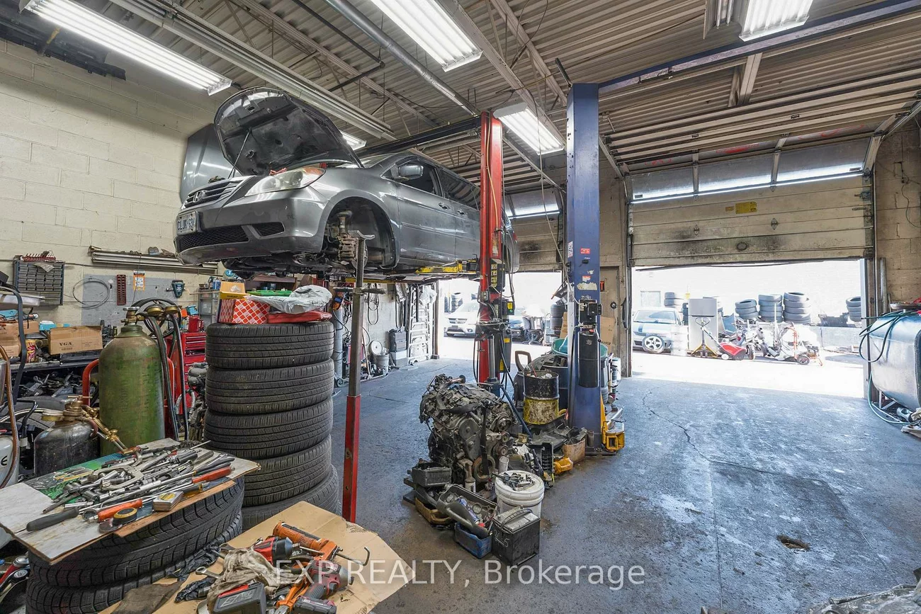 12, Lepage, York University Heights, Toronto