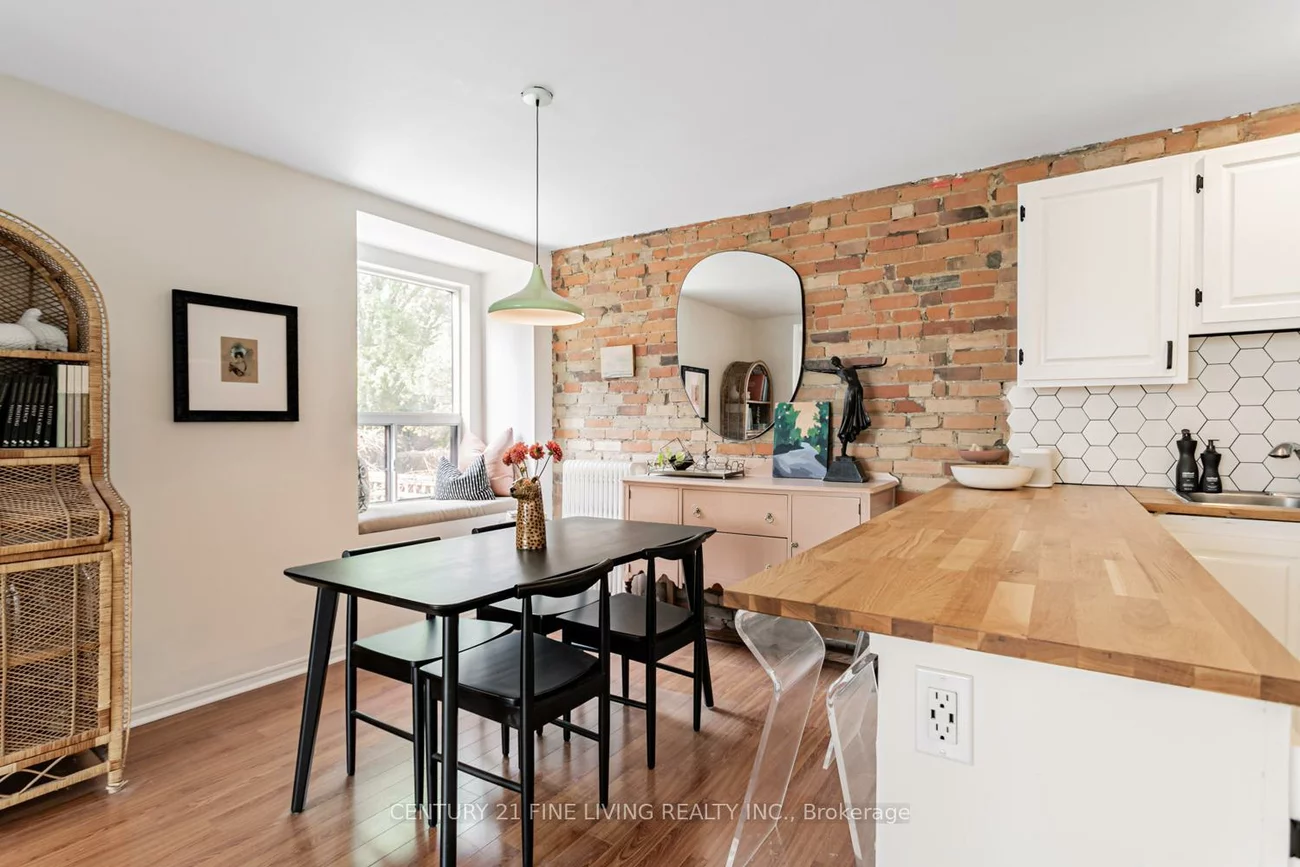 164, Sunnyside, High Park-Swansea, Toronto