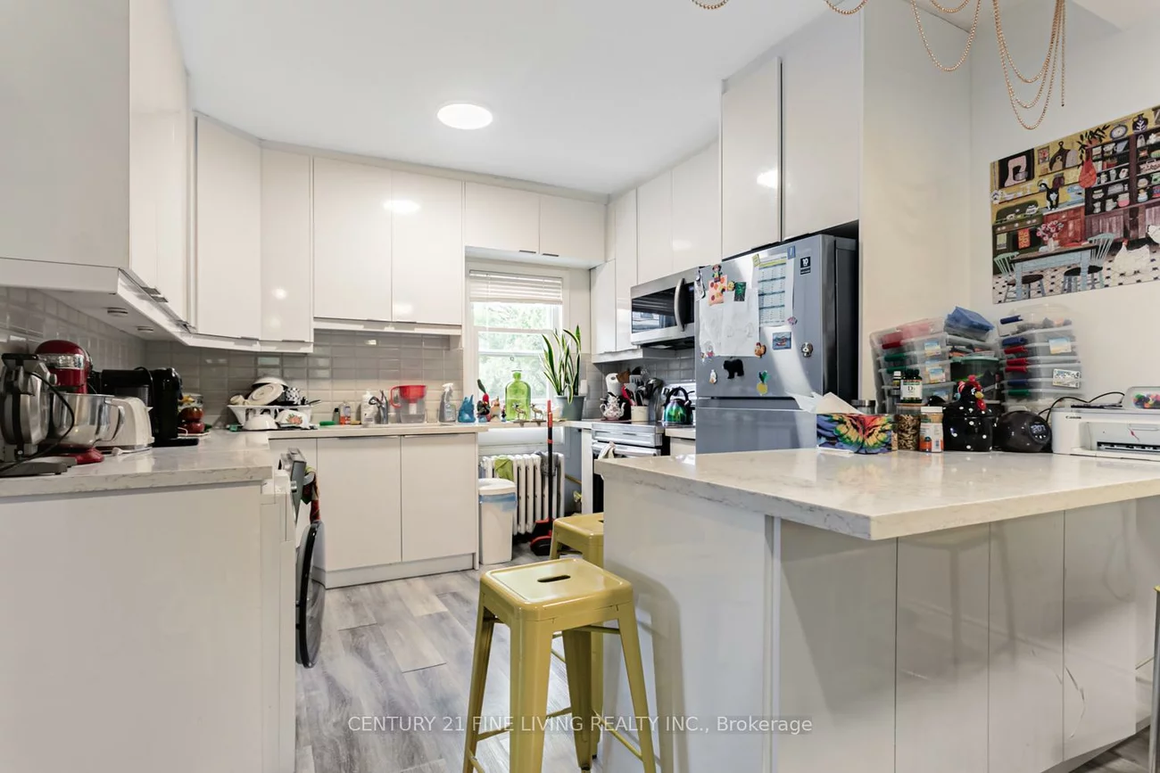 164, Sunnyside, High Park-Swansea, Toronto