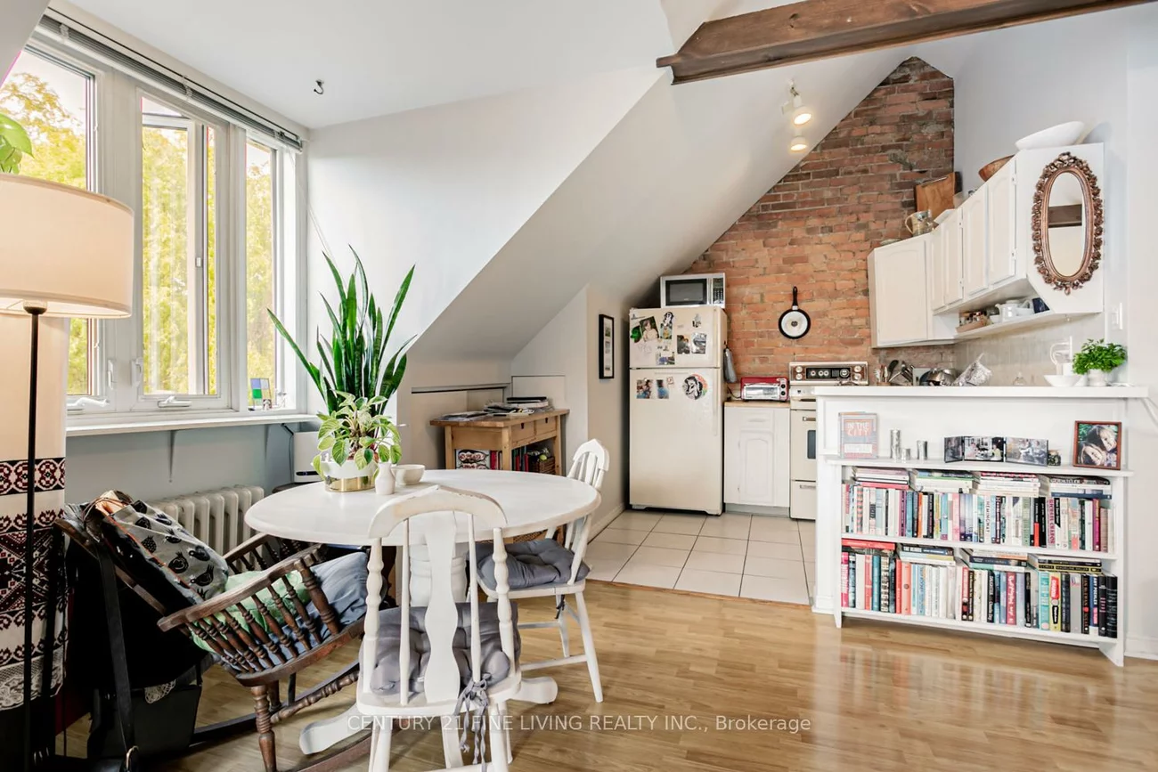 164, Sunnyside, High Park-Swansea, Toronto