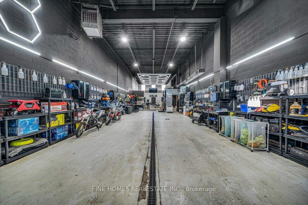 5235, Steeles, Humber Summit, Toronto