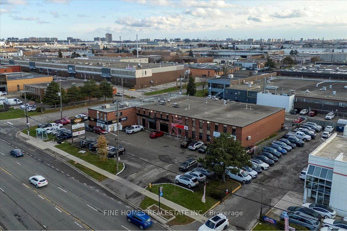 5235, Steeles, Humber Summit, Toronto