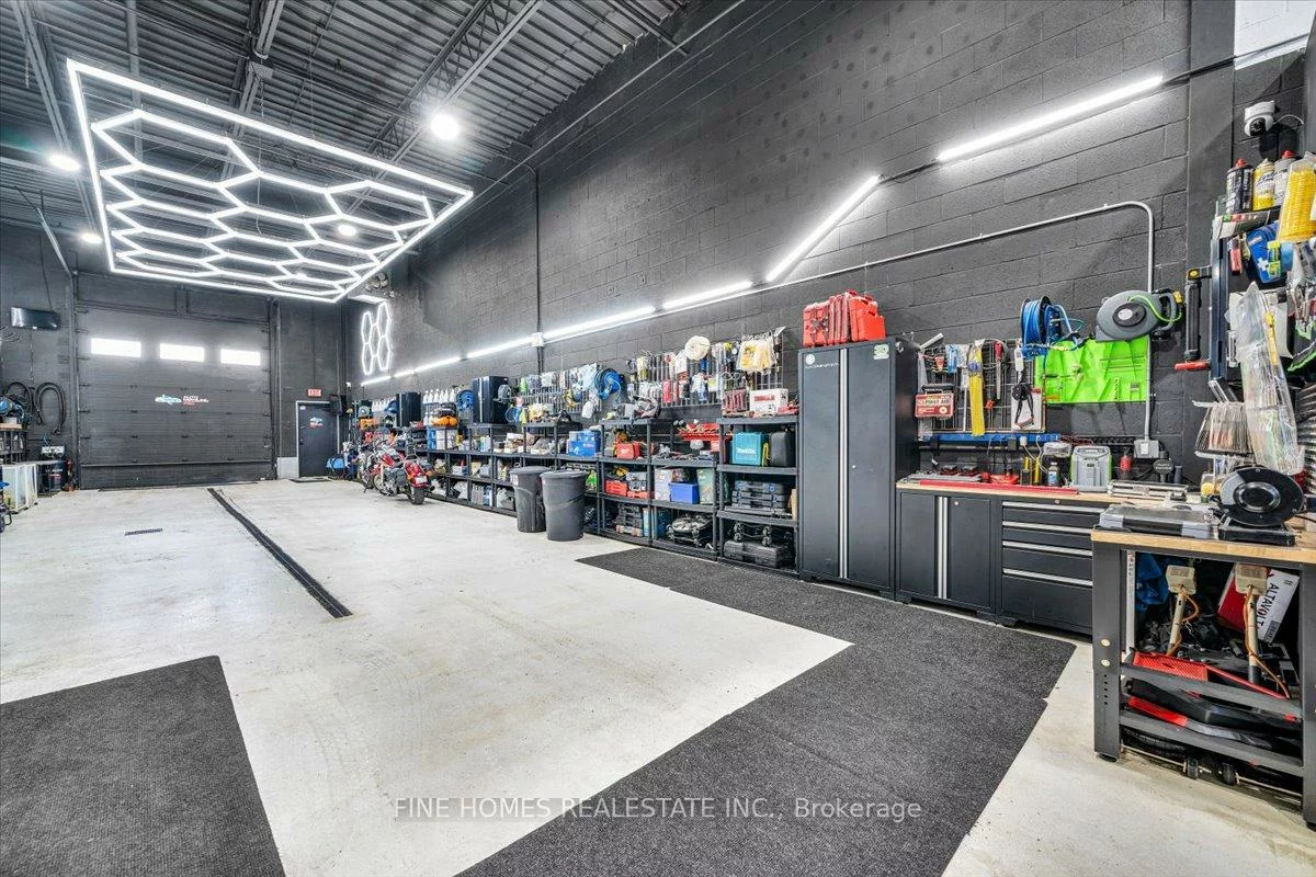 5235, Steeles, Humber Summit, Toronto