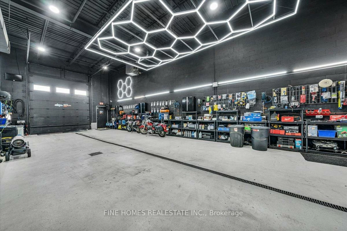 5235, Steeles, Humber Summit, Toronto