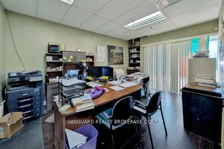 557, Fenmar, Humber Summit, Toronto