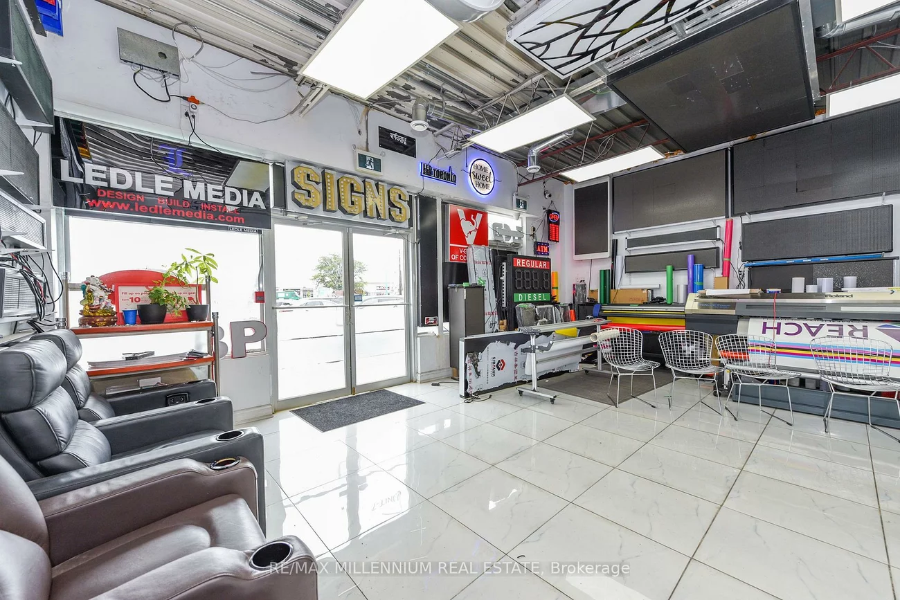 1780, Albion, West Humber-Clairville, Toronto