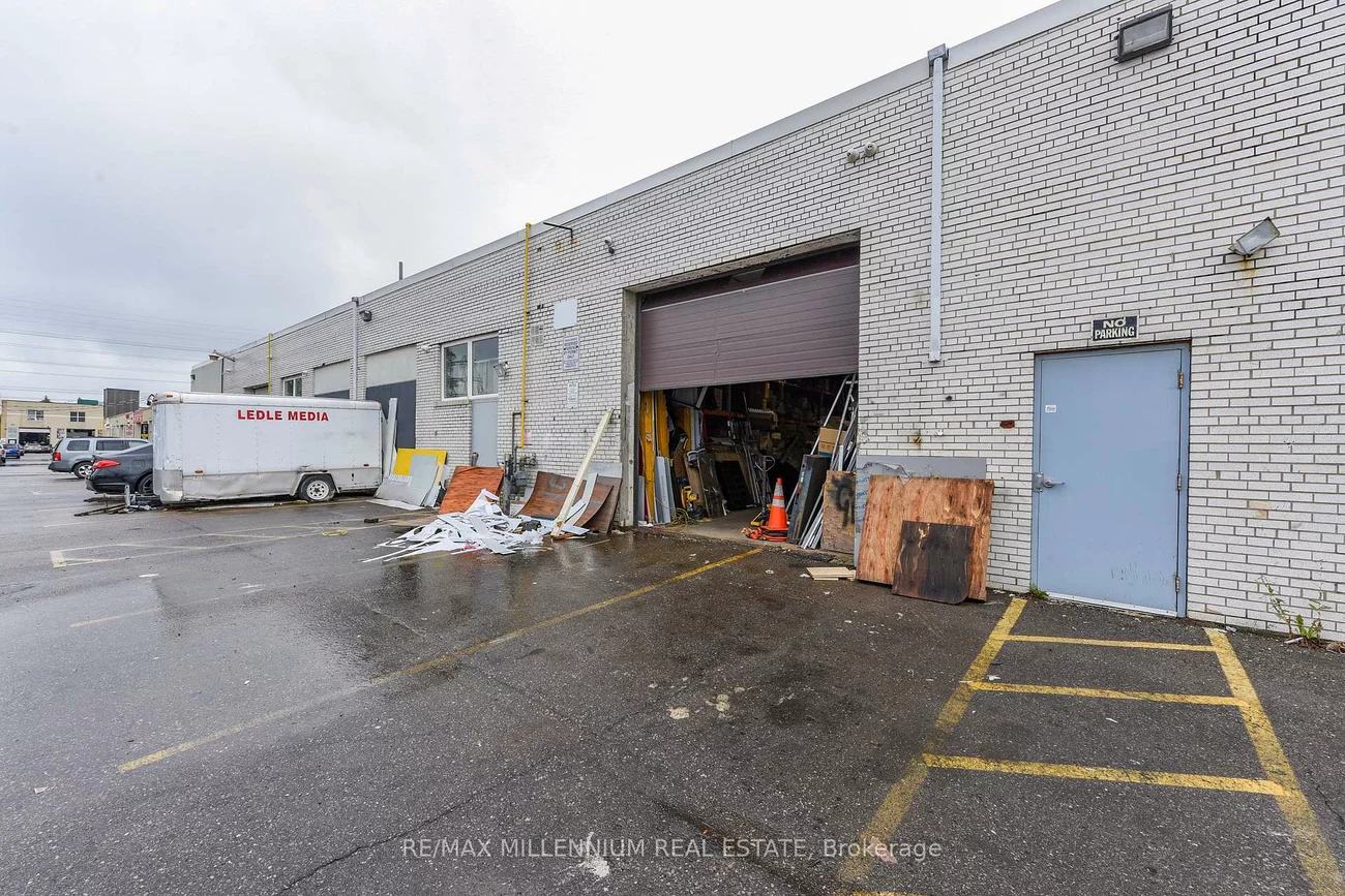 1780, Albion, West Humber-Clairville, Toronto