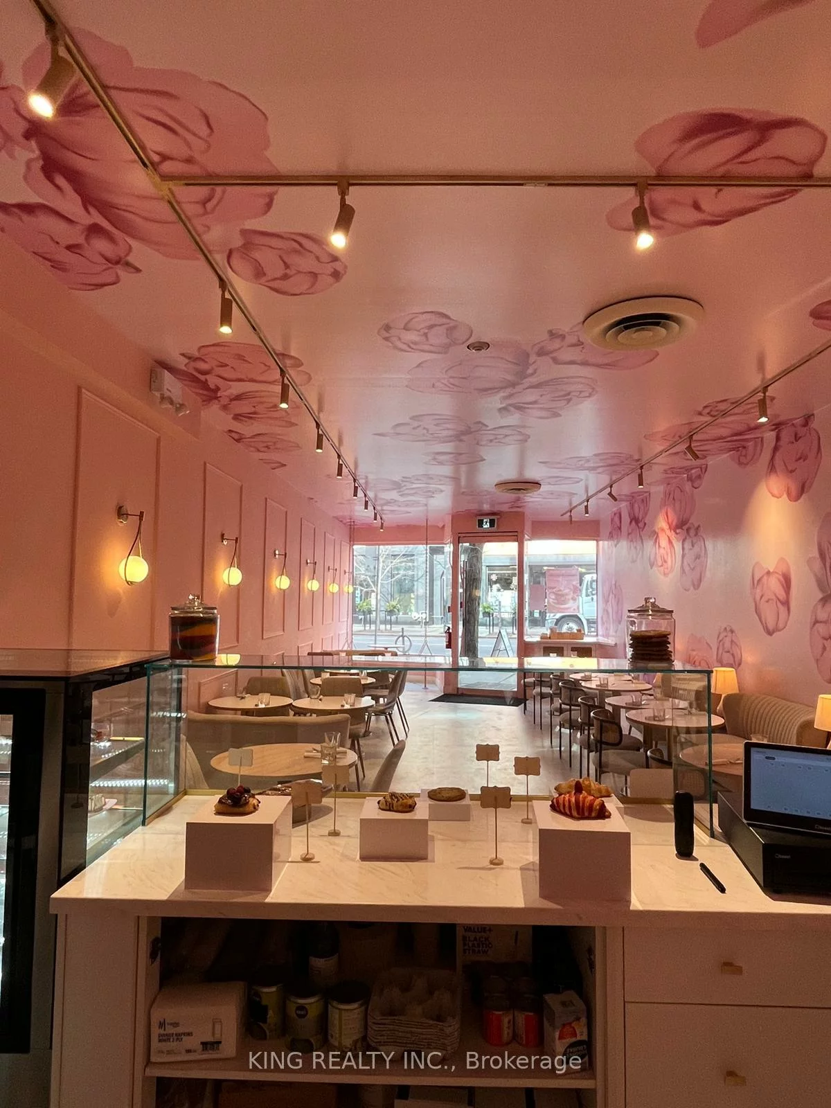 2865, Dundas, Junction Area, Toronto