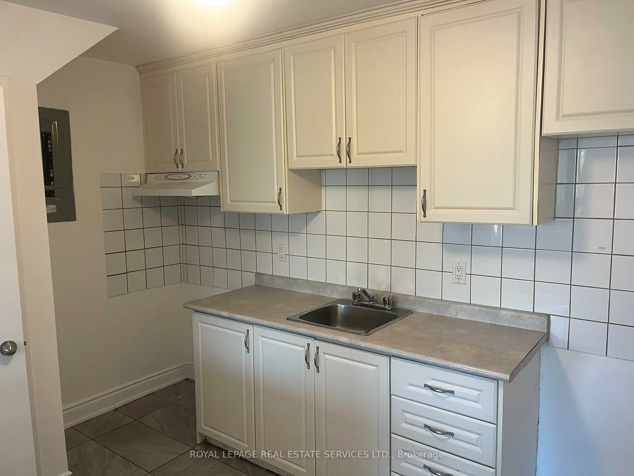 604-606, Marlee, Yorkdale-Glen Park, Toronto