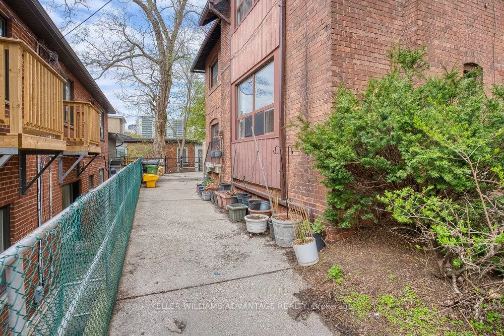 24, Indian Road, High Park North, Toronto