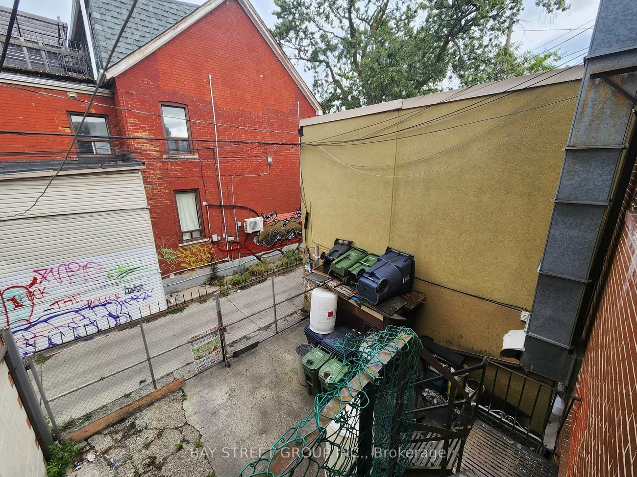 1266, Bloor, Dovercourt-Wallace Emerson-Junction, Toronto