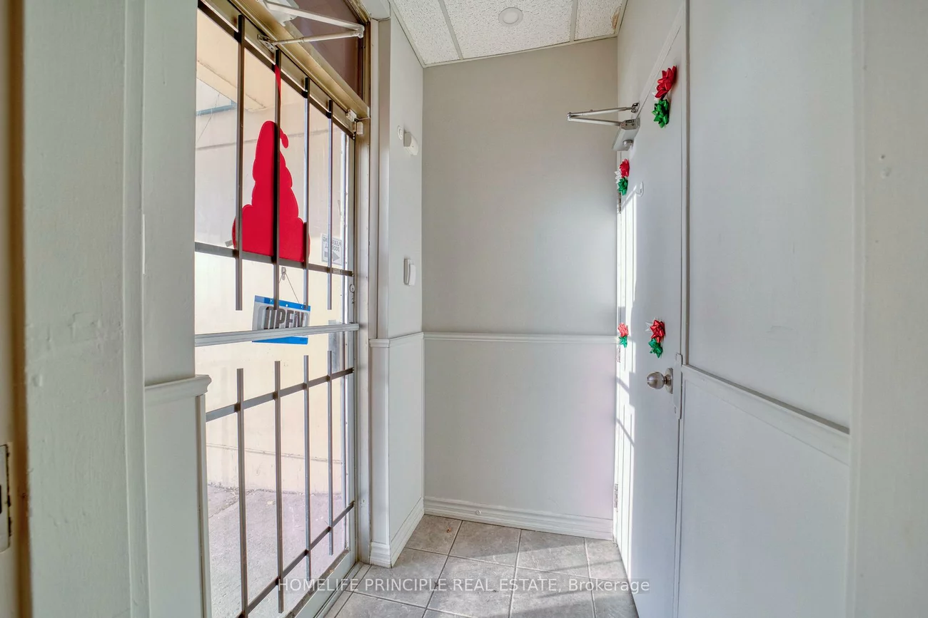 1270, Finch, York University Heights, Toronto