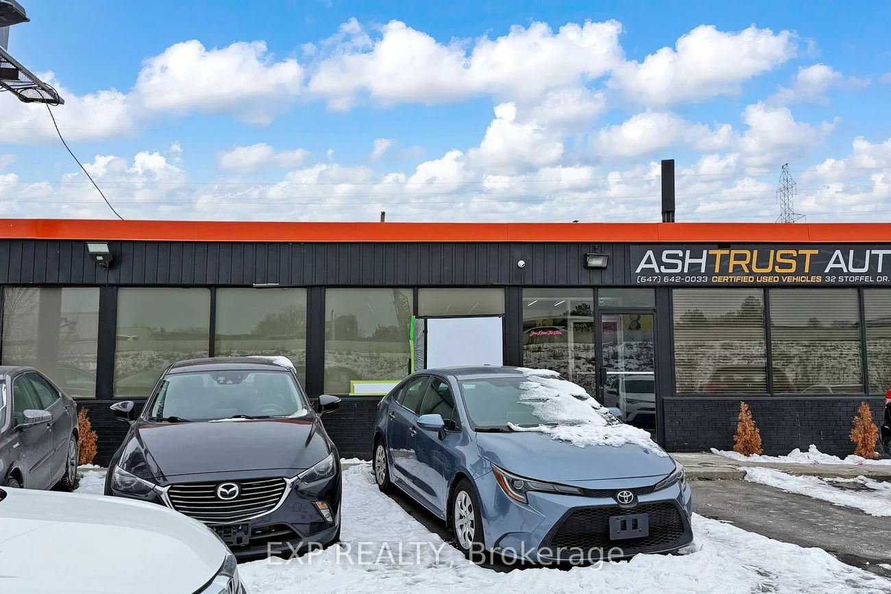 32, Stoffel, West Humber-Clairville, Toronto