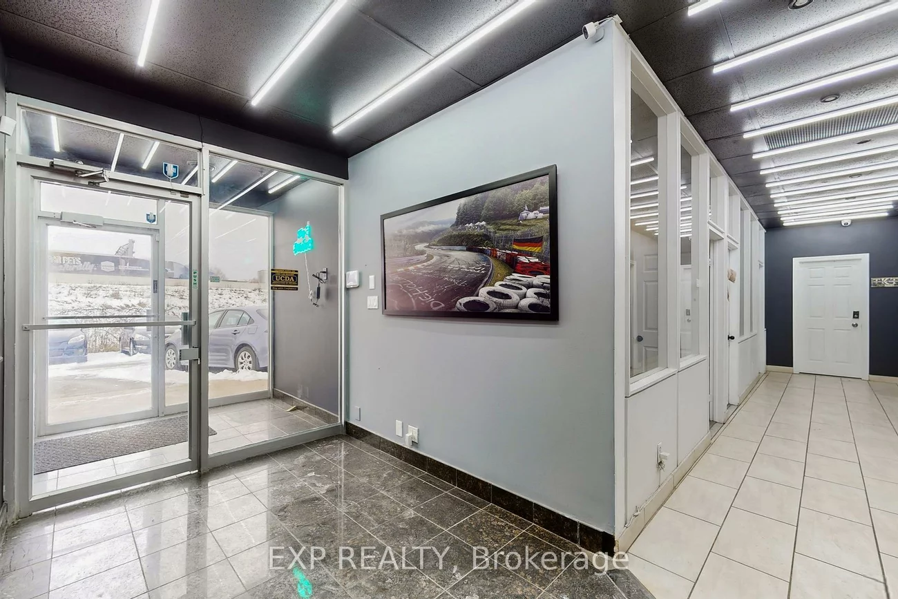 32, Stoffel, West Humber-Clairville, Toronto