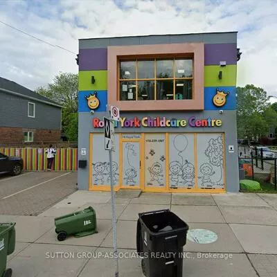 74, Royal York, Mimico, Toronto