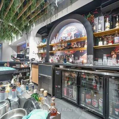 Commercial for sale, 1226, King, South Parkdale, Toronto