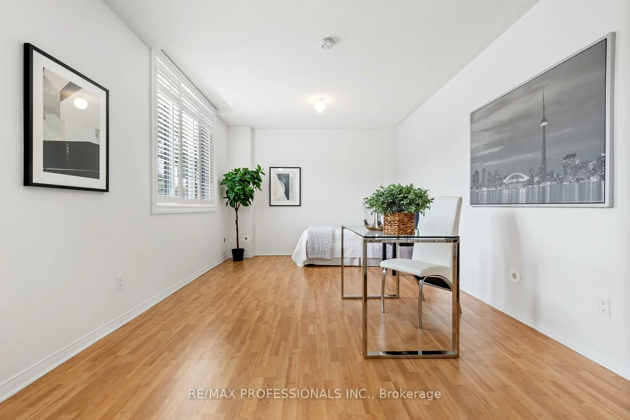 3400, Lake Shore, Long Branch, Toronto