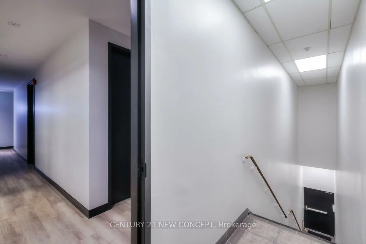 4250, Weston, Humber Summit, Toronto