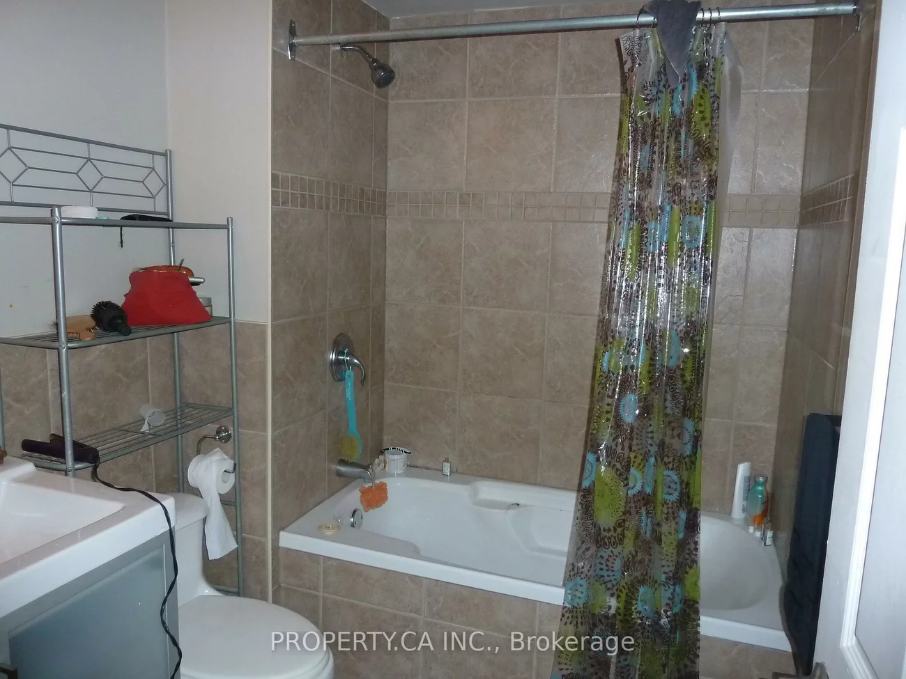 22, Brad, Junction Area, Toronto