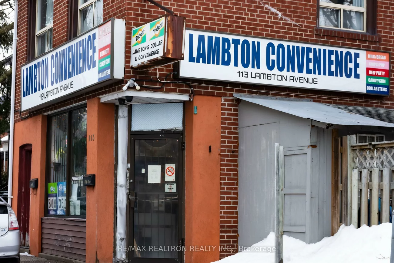 113, Lambton, Rockcliffe-Smythe, Toronto