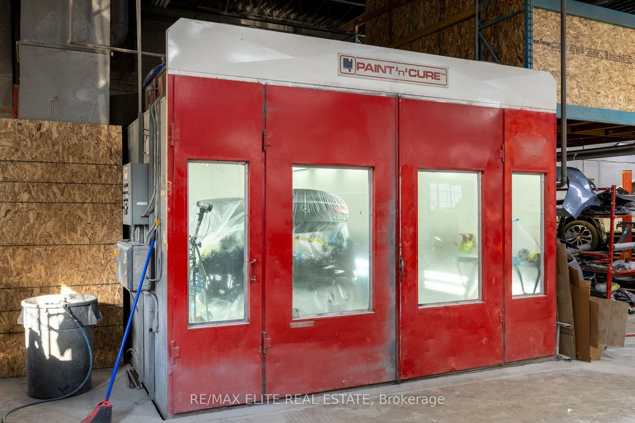 20, Jenet, Dovercourt-Wallace Emerson-Junction, Toronto