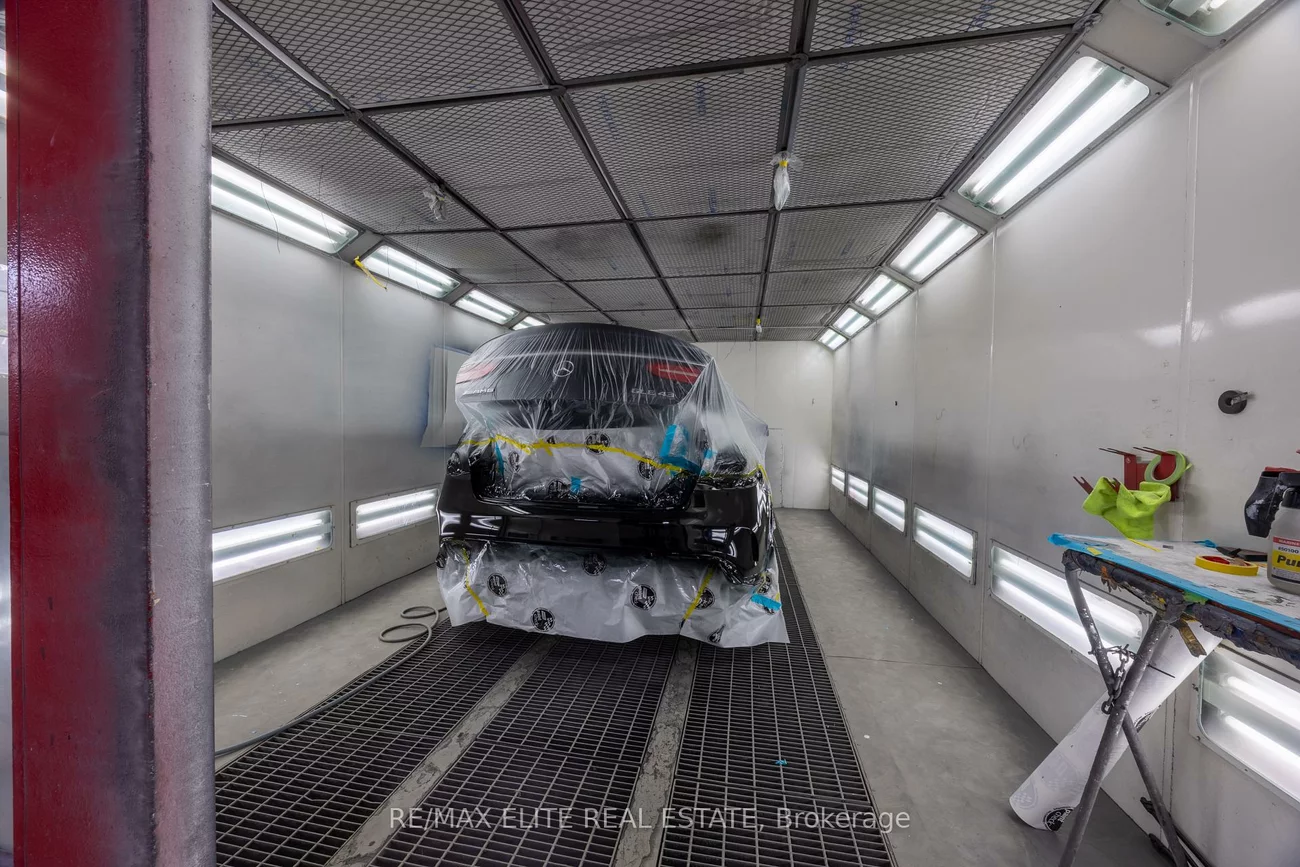 20, Jenet, Dovercourt-Wallace Emerson-Junction, Toronto