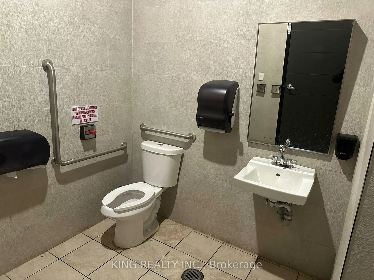 2372, Lake Shore, Mimico, Toronto