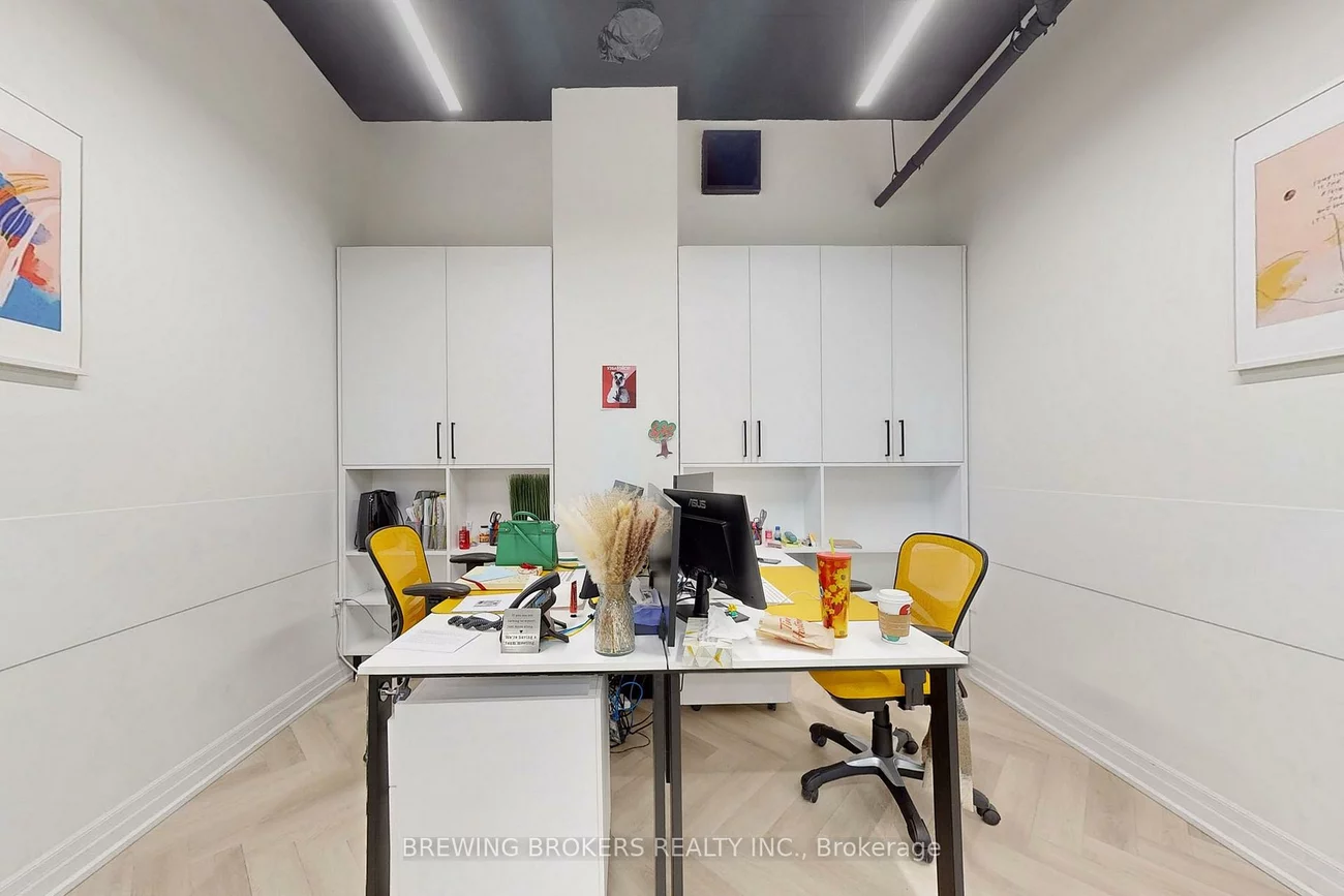 1275, Finch, York University Heights, Toronto