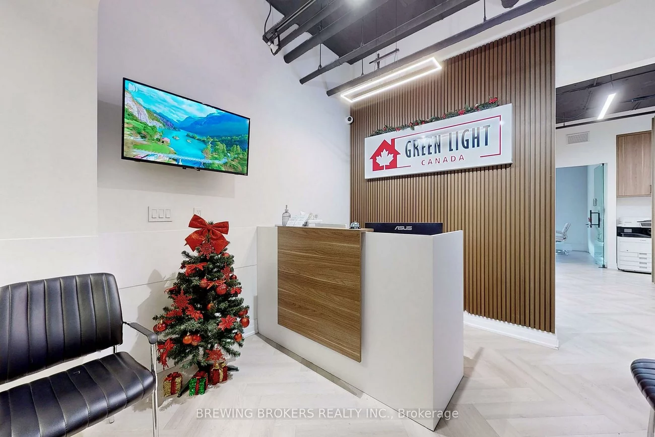 1275, Finch, York University Heights, Toronto