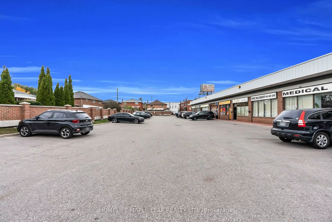 2930, Islington, Humber Summit, Toronto