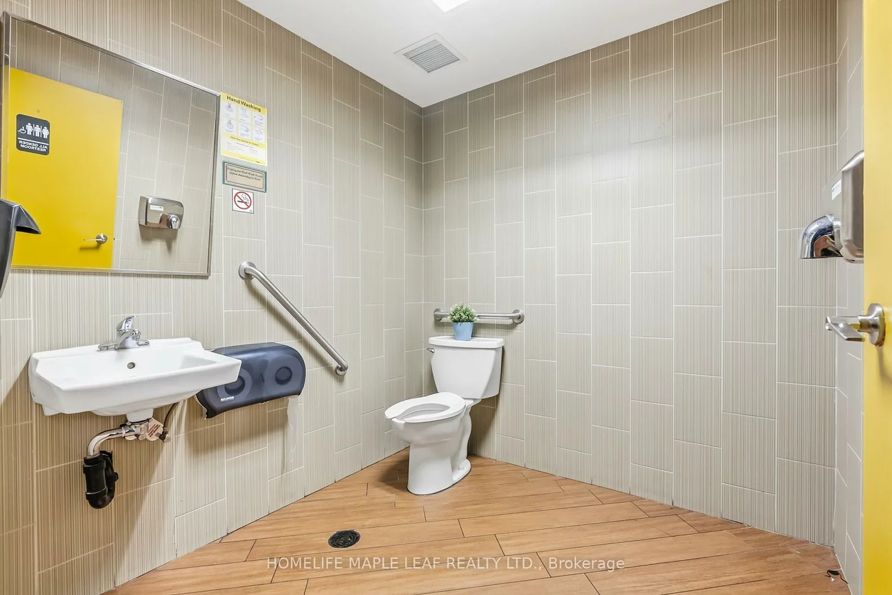 2930, Islington, Humber Summit, Toronto