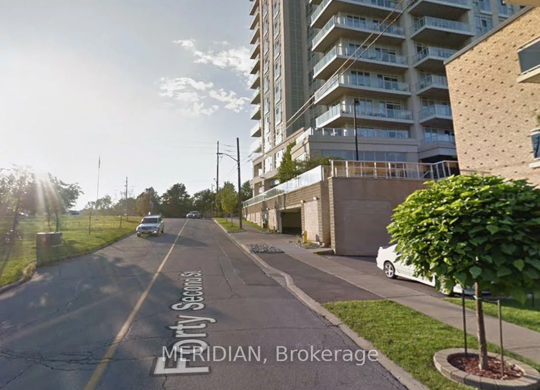 3853, LAKE SHORE, Long Branch, Toronto