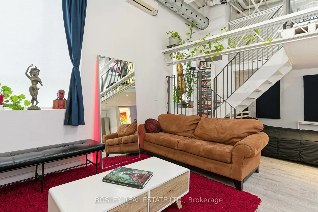 347, Sorauren, Roncesvalles, Toronto