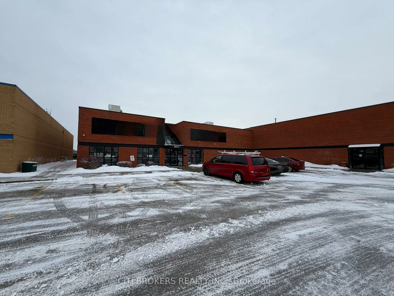 6805, Steeles, West Humber-Clairville, Toronto