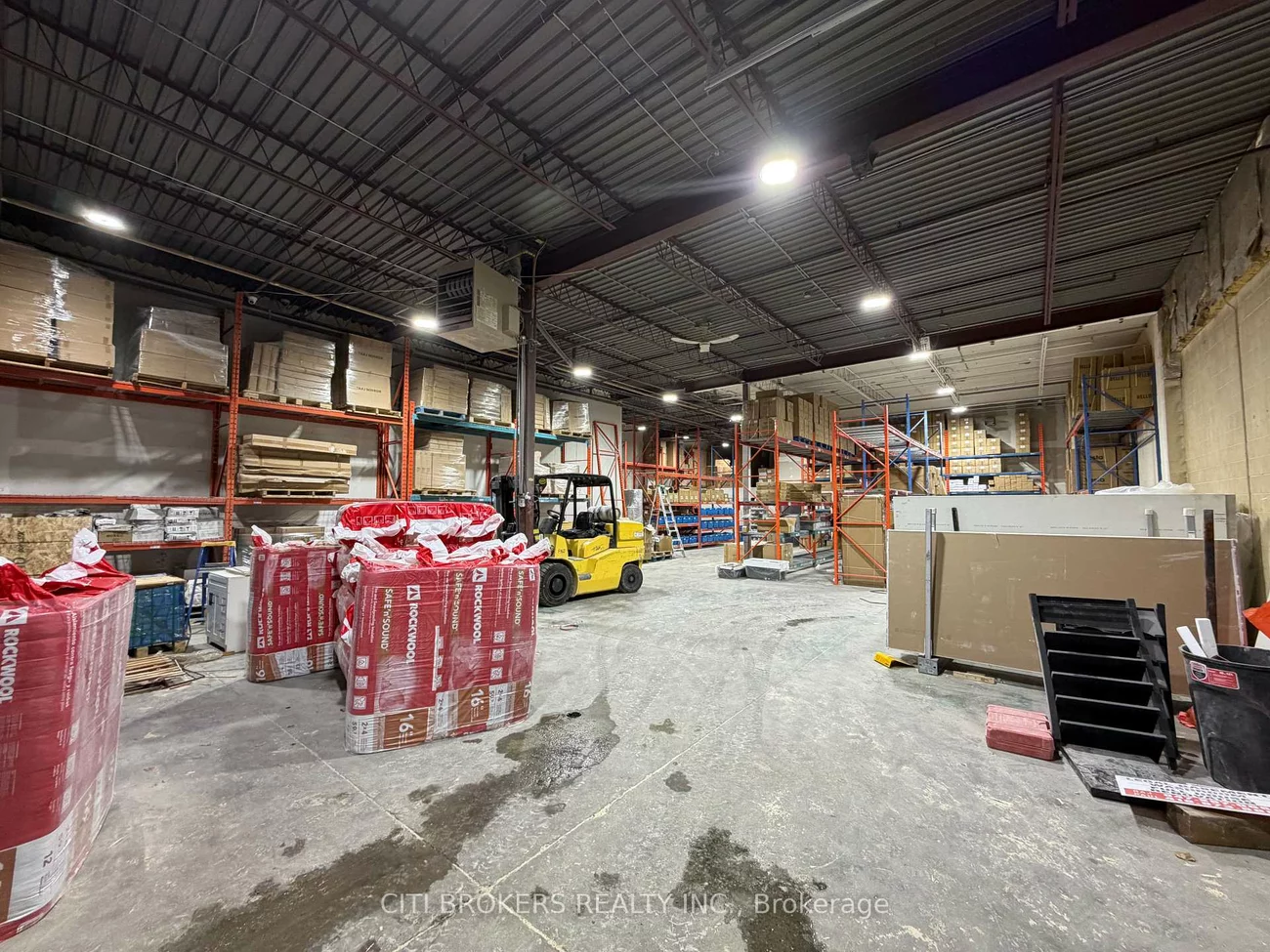 6805, Steeles, West Humber-Clairville, Toronto