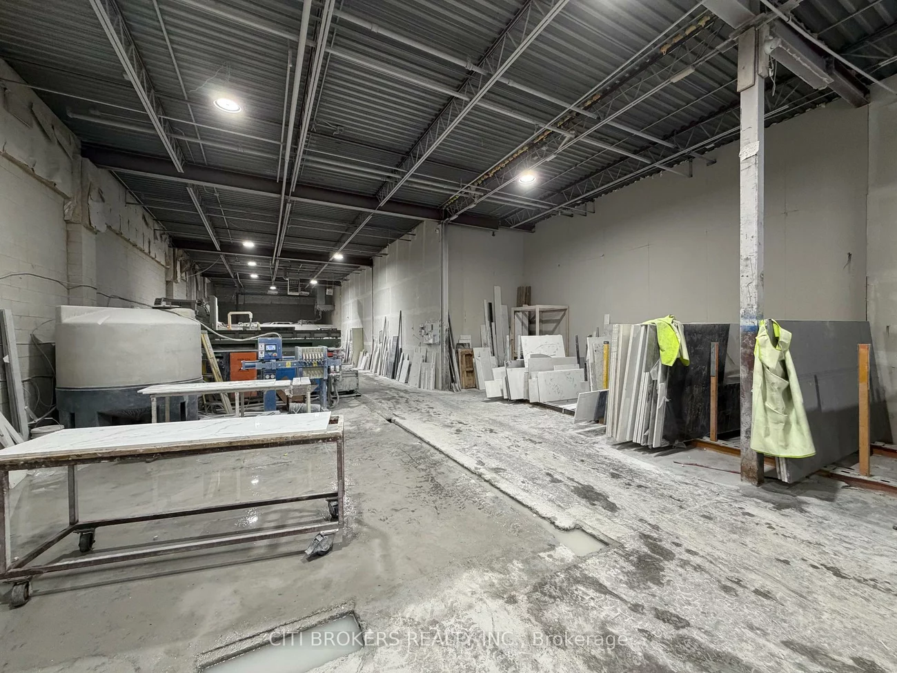 6805, Steeles, West Humber-Clairville, Toronto