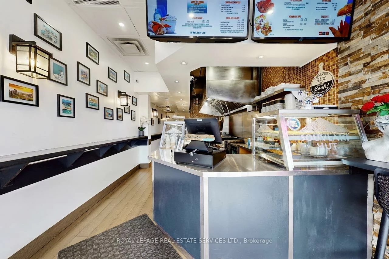 2184, Bloor, High Park North, Toronto