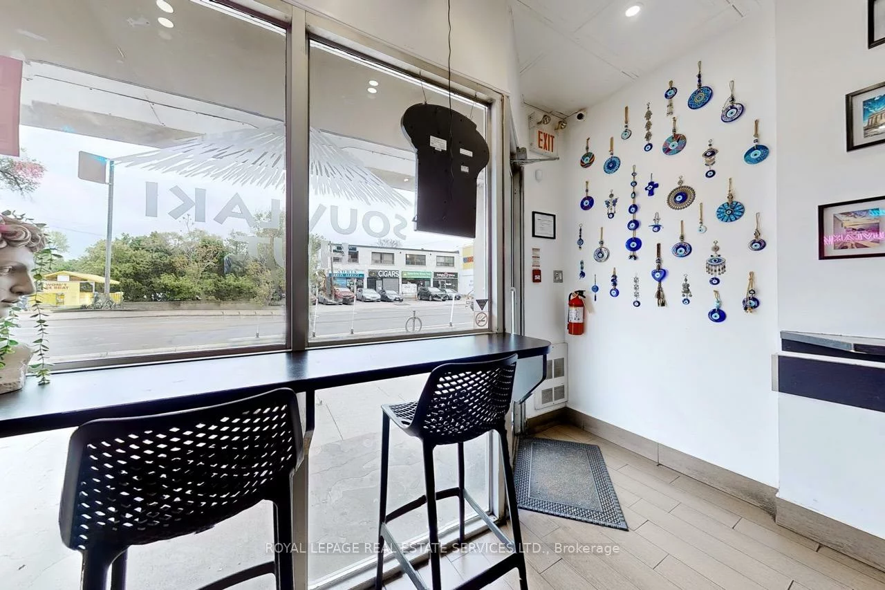 2184, Bloor, High Park North, Toronto