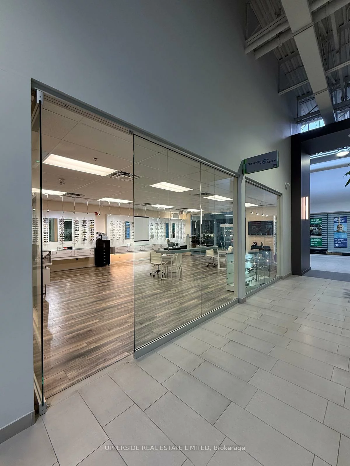 2, Champagne, York University Heights, Toronto