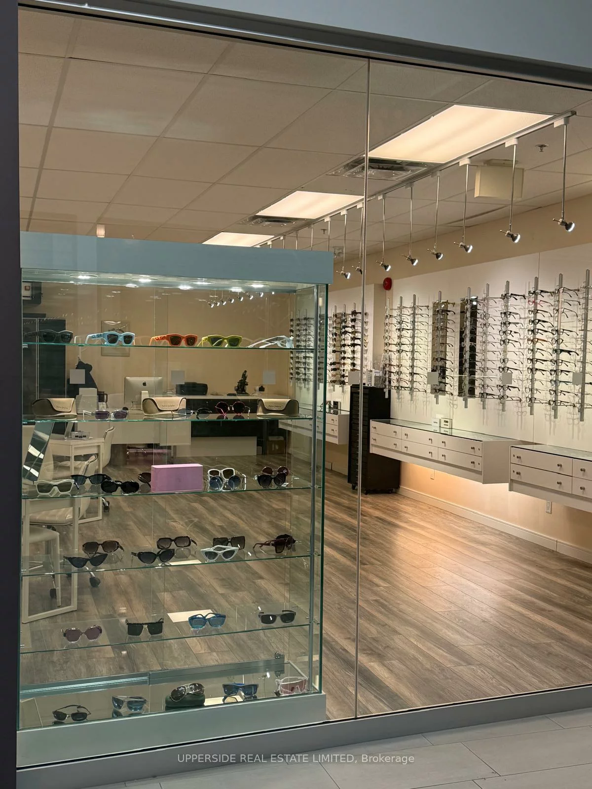 2, Champagne, York University Heights, Toronto