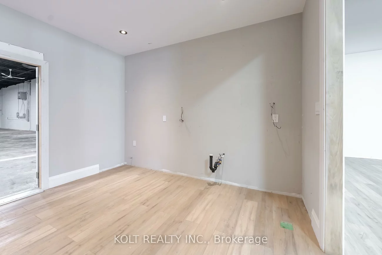 67, Westmore, West Humber-Clairville, Toronto