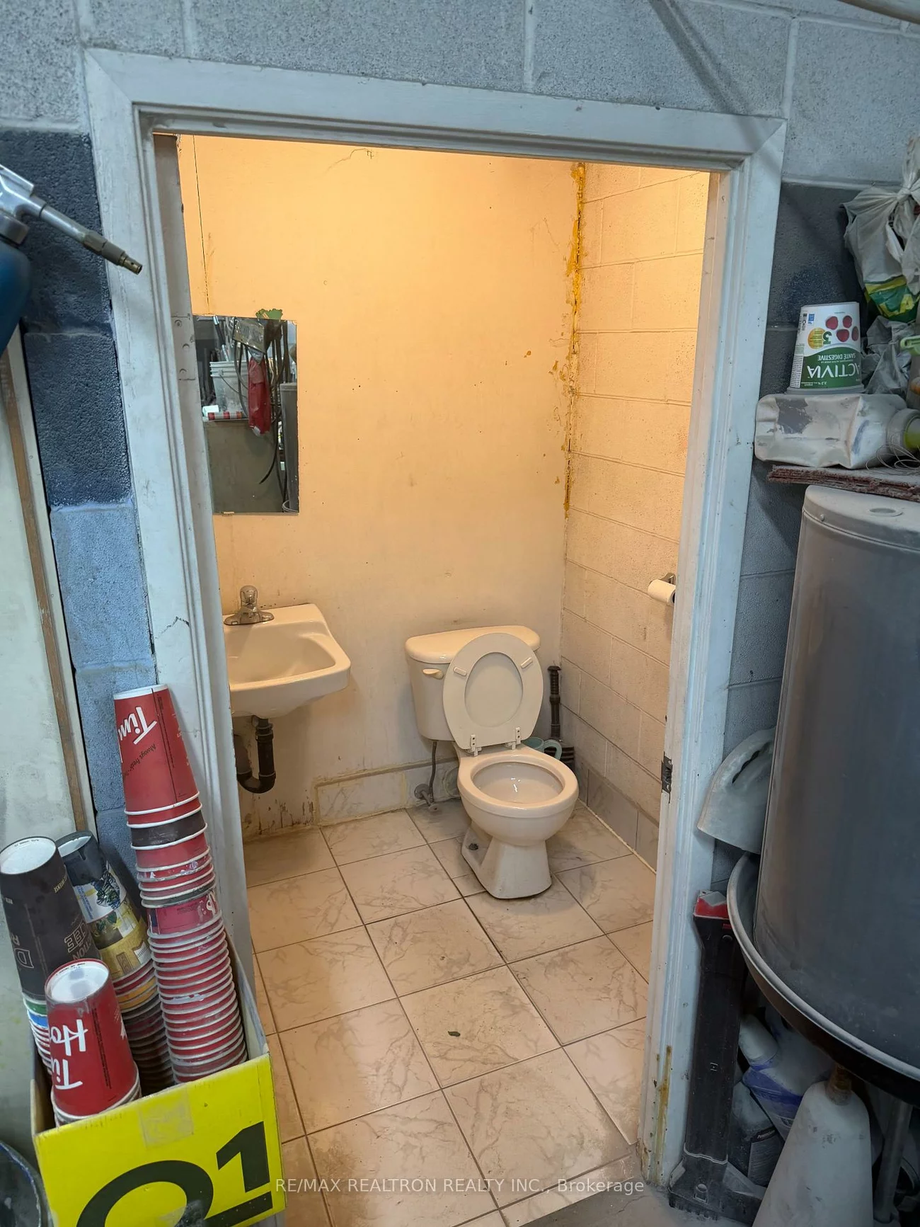 132-134, Limestone, York University Heights, Toronto